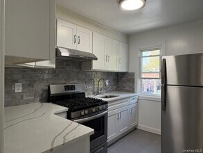 243-12 144th Ave in Queens, NY - Building Photo - Building Photo