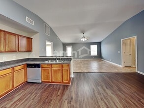 2106 Bimelech Ln in Murfreesboro, TN - Foto de edificio - Building Photo