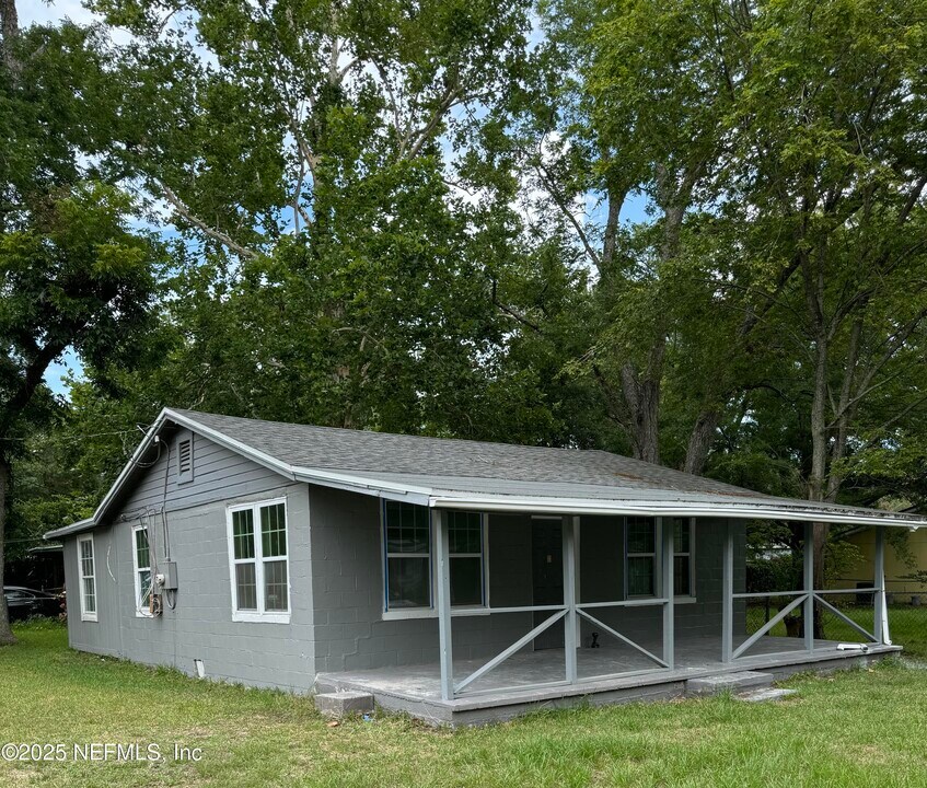1421 Detroit St in Jacksonville, FL - Building Photo