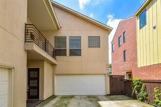 5956 Lewis St in Dallas, TX - Building Photo - Building Photo