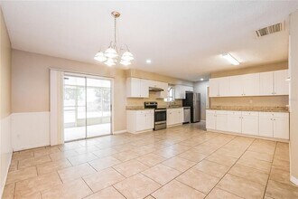 574 Sundown Ct in Apopka, FL - Building Photo - Building Photo