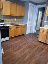 306 Church St, Unit Apt 2 in Poughkeepsie, NY - Building Photo - Building Photo