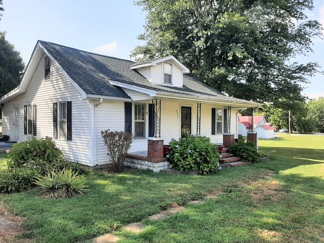 property at 4560 E Robertson Rd