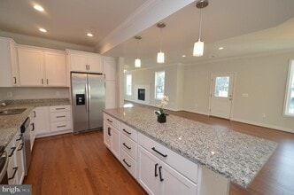 3541 Oak Dr in Edgewater, MD - Building Photo - Building Photo