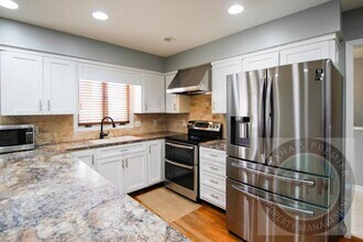 1624 N 126th St in Omaha, NE - Building Photo - Building Photo