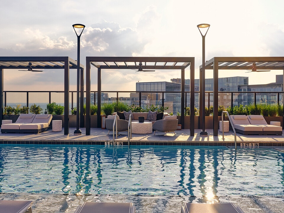 The Juniper in Atlanta, GA - Building Photo