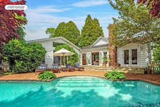 81 Lee Ave in Southampton, NY - Building Photo - Building Photo