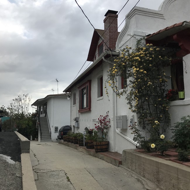 1466 Ridge Way, Unit 1466 downstairs