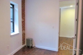 409 Eastern Pkwy in Brooklyn, NY - Building Photo - Building Photo