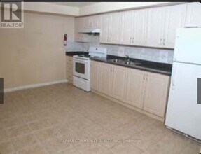 5 Peony St in Markham, ON - Building Photo - Building Photo