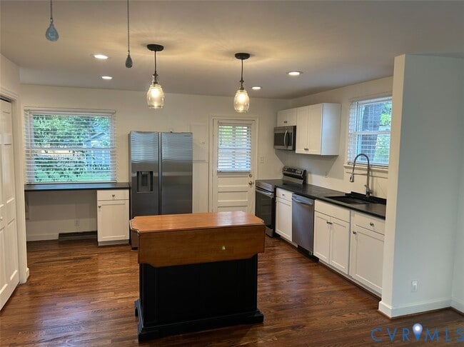 6406 Stuart Ave in Richmond, VA - Building Photo - Building Photo