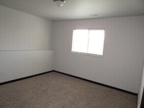 3141 St Bury Ct in Rapid City, SD - Foto de edificio - Building Photo