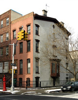 107 Gates Ave in Brooklyn, NY - Building Photo