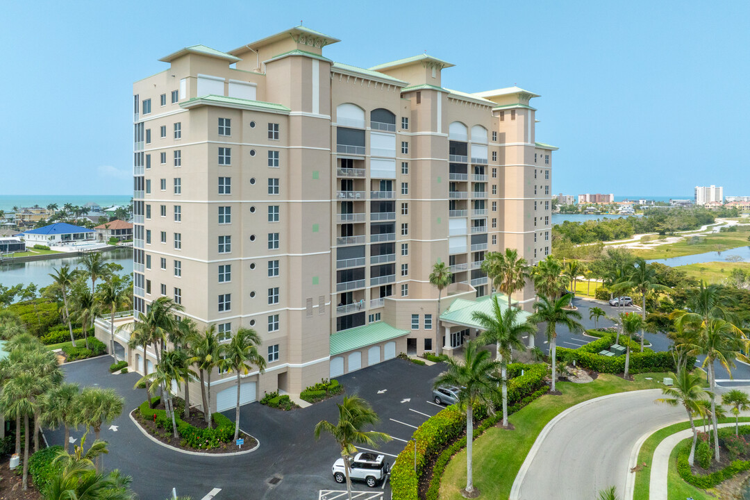 Waterside VI at Bay Beach in Ft. Myers, FL - Building Photo