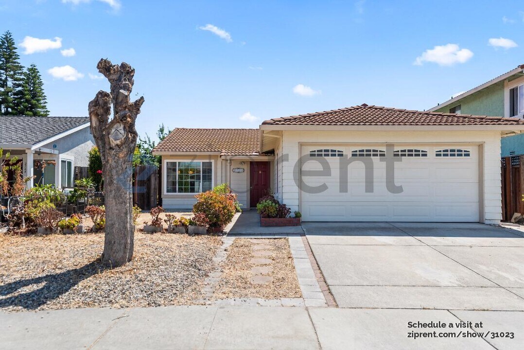 2758 Croft Dr in San Jose, CA - Building Photo