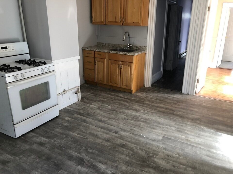 203 N St in Boston, MA - Building Photo