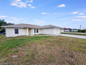 4304 12th St W in Lehigh Acres, FL - Building Photo - Building Photo