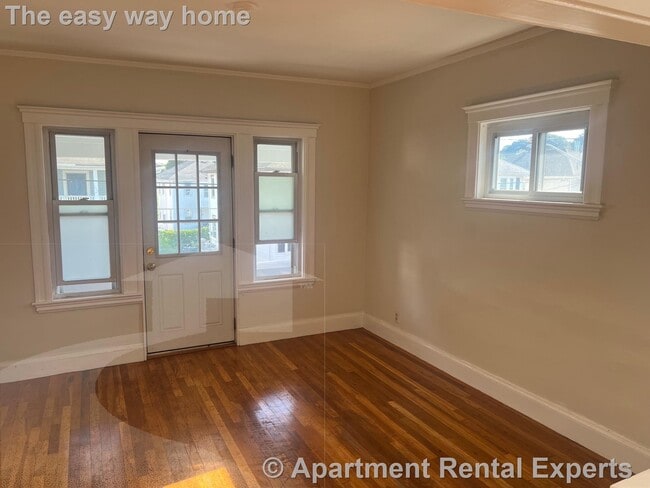 73 Frederick Ave in Medford, MA - Building Photo - Building Photo