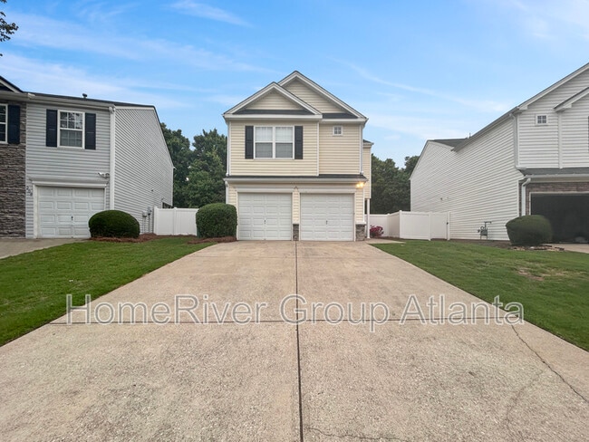 property at 206 Ilex Dr