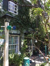 2024 Argyle Ave, Unit H in Los Angeles, CA - Building Photo - Building Photo