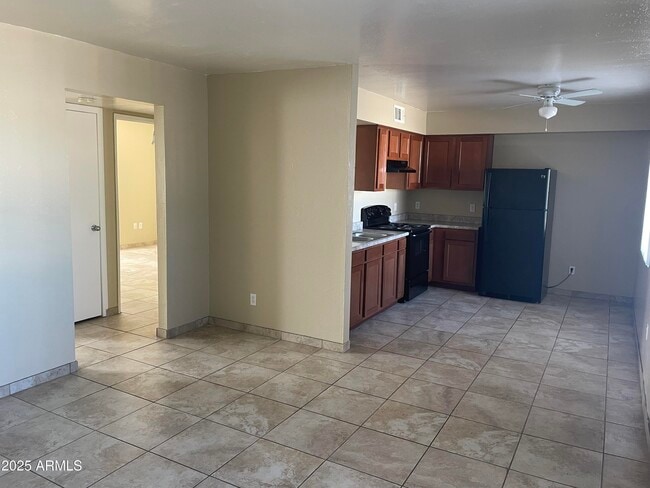 property at 1222 E Mountain View Rd