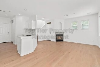6180 Citracado Cir in Carlsbad, CA - Building Photo - Building Photo
