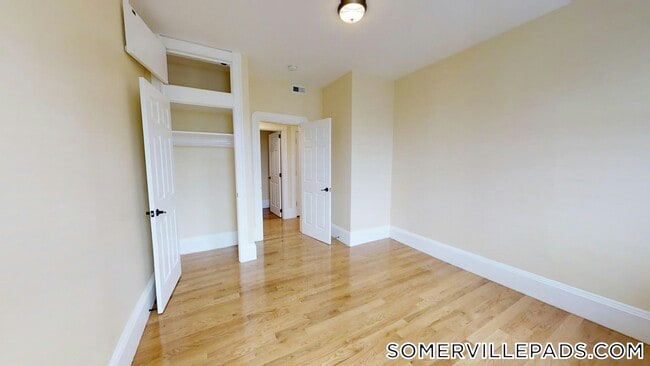 48-50 Lowell St., Unit 2 in Somerville, MA - Building Photo - Building Photo