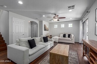 2466 E Boston St in Gilbert, AZ - Building Photo - Building Photo
