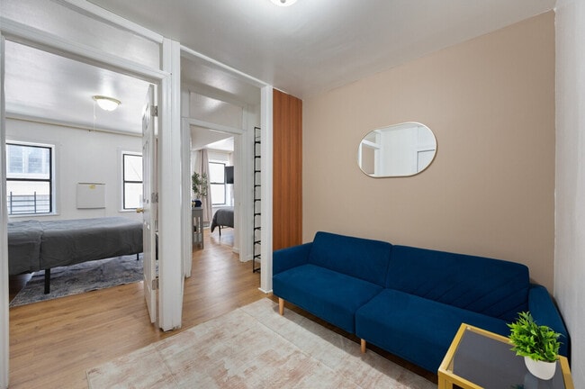 341 9th Ave in New York, NY - Building Photo - Building Photo