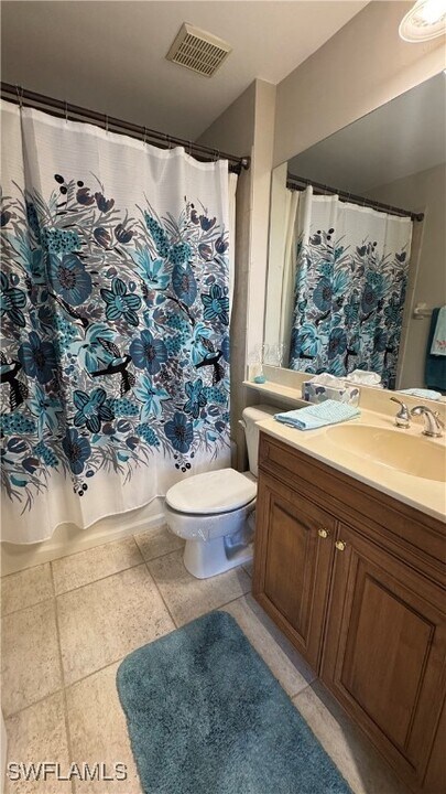 22171 Longleaf Trail Dr in Bonita Springs, FL - Building Photo