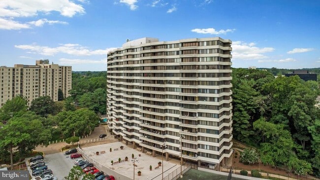 6301 Stevenson Ave in Alexandria, VA - Building Photo - Building Photo