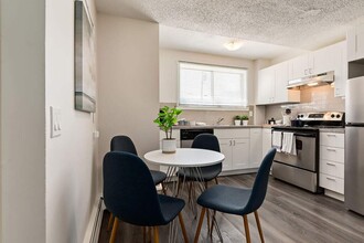 Greenland Townhomes in Calgary, AB - Building Photo - Building Photo