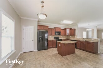 9609 Fernspray Rd in Charlotte, NC - Building Photo - Building Photo