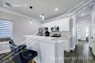 1847 Dewalt St in Houston, TX - Building Photo - Building Photo