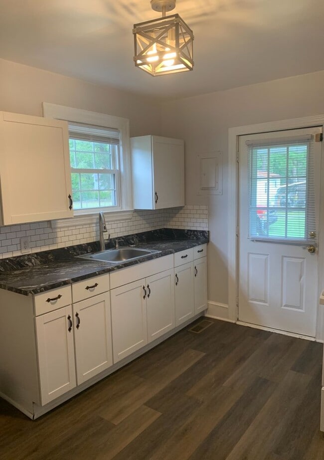 1124 Pitt St in Rocky Mount, NC - Building Photo - Building Photo