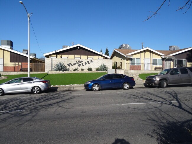 4300 Columbus St in Bakersfield, CA - Building Photo - Primary Photo