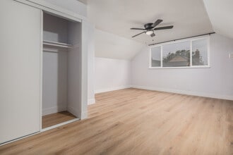 7971 Hanford Way, Unit 5 - Small in Sacramento, CA - Building Photo - Building Photo