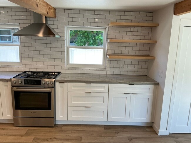 447 S Grand St in Orange, CA - Building Photo - Building Photo
