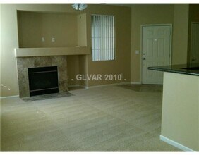 1713 Queen Victoria St in Las Vegas, NV - Building Photo - Building Photo