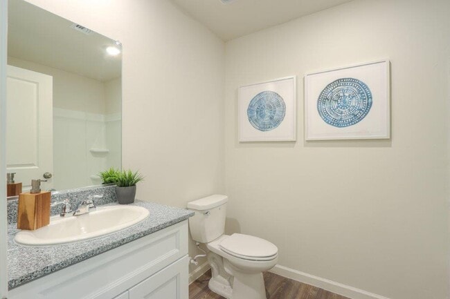 property at 2400 Tapatio Dr