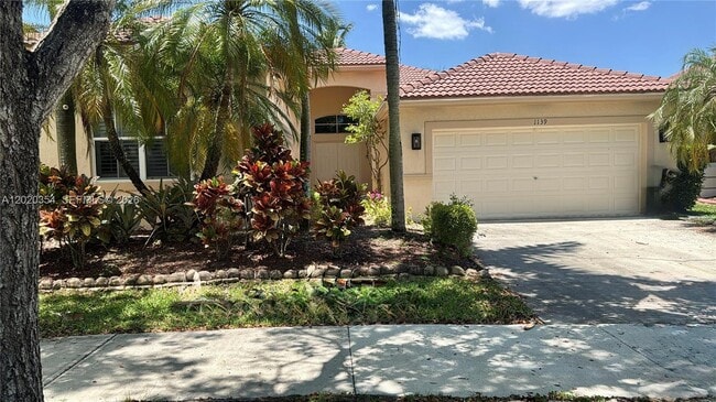 property at 1139 Chenille Cir