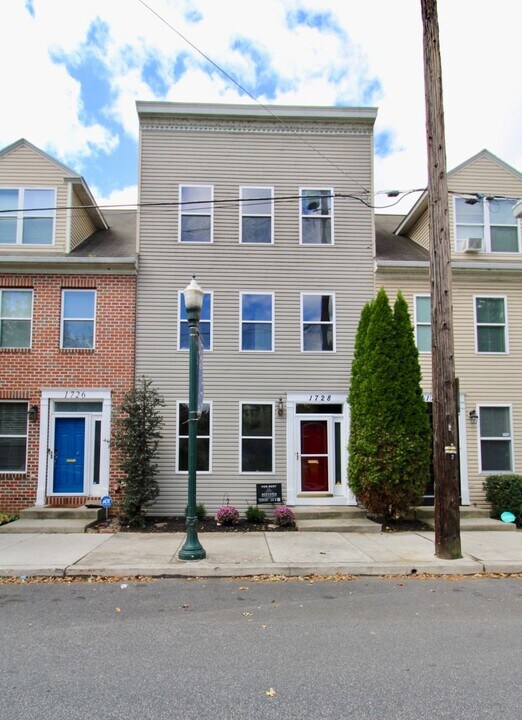 1728 N 3rd St in Harrisburg, PA - Building Photo