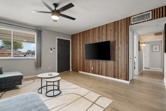 4127 W Wilshire Dr in Phoenix, AZ - Building Photo - Building Photo