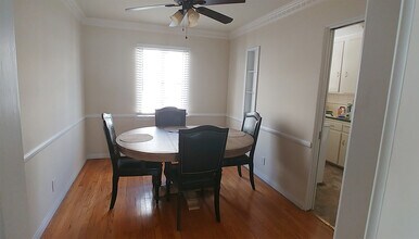 1427 N Hayworth Ave, Unit C in Los Angeles, CA - Building Photo - Building Photo