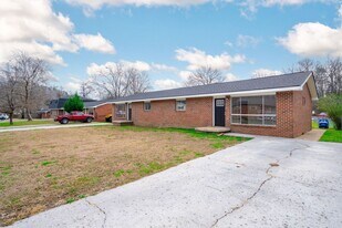 3338 Gundy Dr in Chattanooga, TN - Building Photo