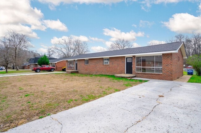 property at 3338 Gundy Dr