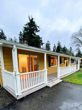 30126 2nd Ave SW in Federal Way, WA - Foto de edificio - Building Photo