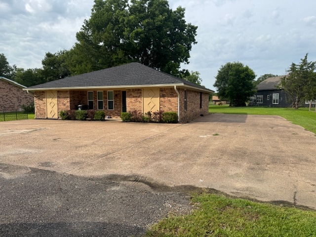 property at 19507 FM 365