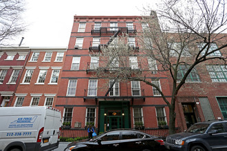 20 Bethune St in New York, NY - Building Photo - Building Photo