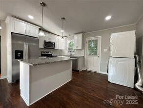 2326 Chipola Dr in Charlotte, NC - Building Photo - Building Photo